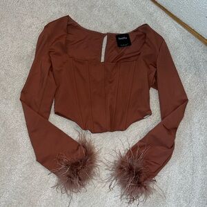 Long sleeve corset top with fluffy sleeves
